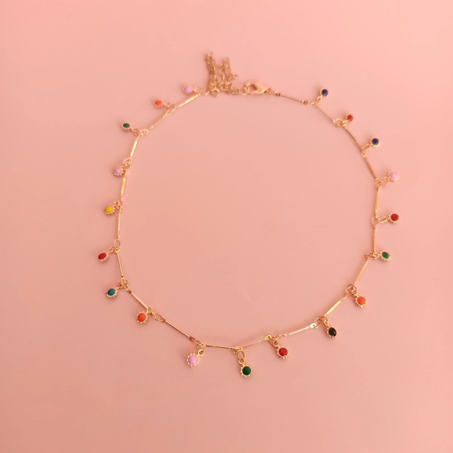 Collier ras de cou en alliage de zinc